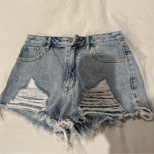 Pacsun jean shorts size 24
